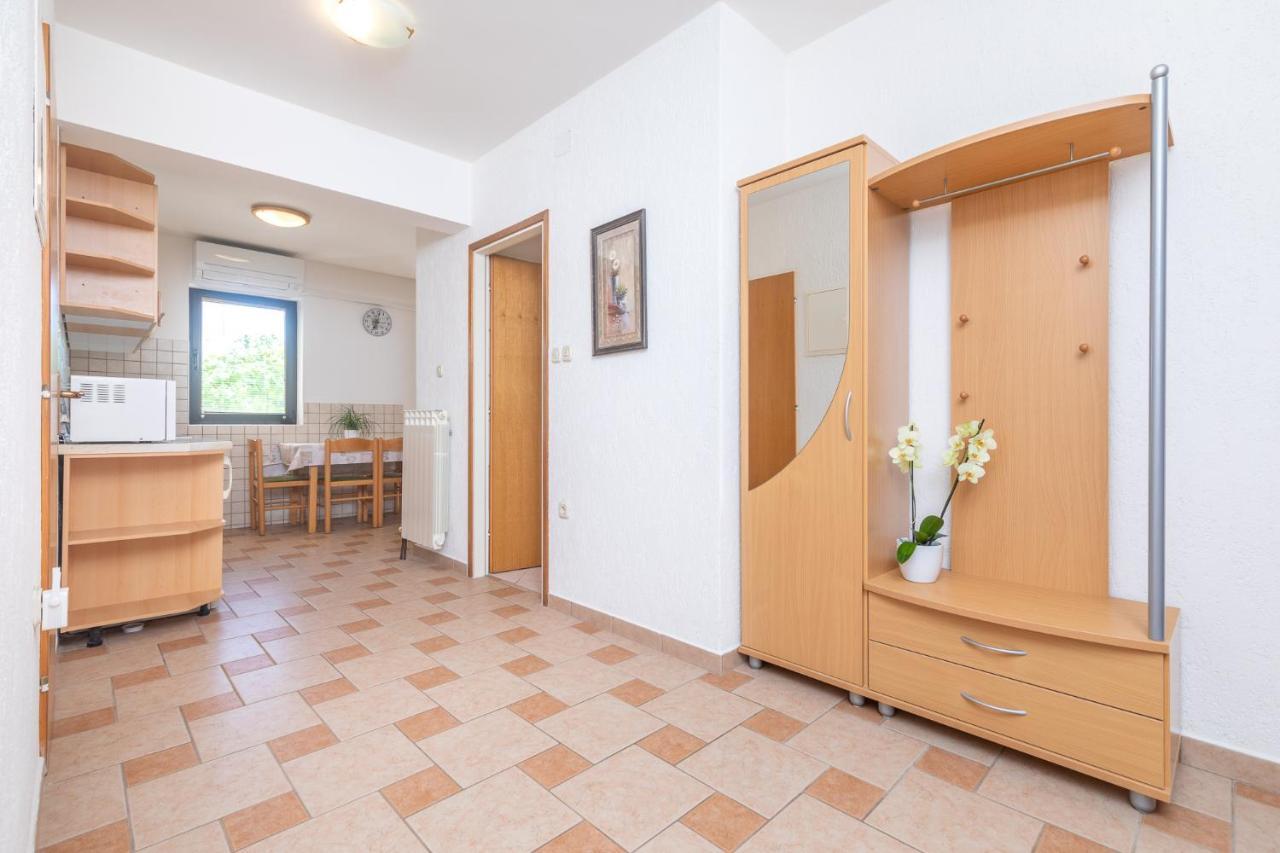 Villa Paradiso Punat Exterior photo